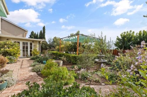 1010 Northwood Ave, Brea CA 92821-2003 exterior