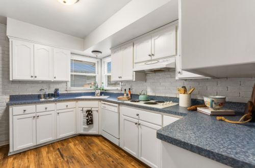 4159 63, Milwaukee WI 53216-1242 exterior