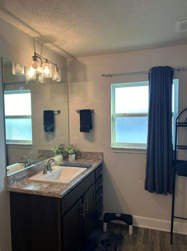 1207 Byron St, Fort Pierce FL  34983-2507 exterior