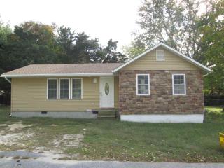 28 New York Ave, Miami Beach, NJ 08251-2427