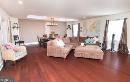 1144 4 St, Philadelphia PA 19133-3208 exterior