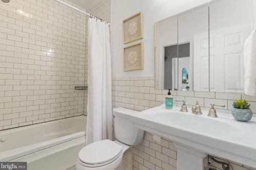 1229 Morse St, Washington DC 20002-3807 exterior