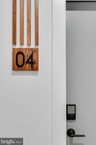 705 19th St, Philadelphia PA  19130-2029 exterior