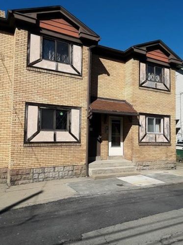 107 Kirk Ave, Pittsburgh, PA 15227-2209