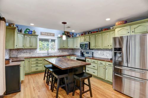 563 Constitution Dr, Jackson Twp NJ 08527-4331 exterior