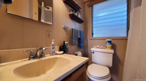 3622 Maunalei Ave, Honolulu HI 96816-2322 exterior