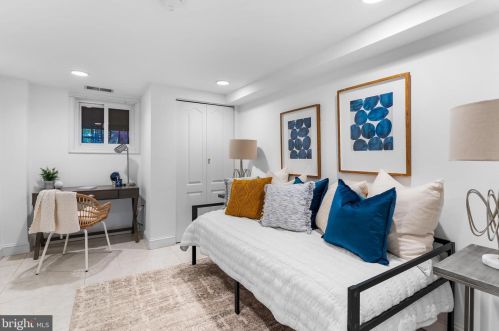 118 Carolina Ave, Washington DC 20003-2003 exterior