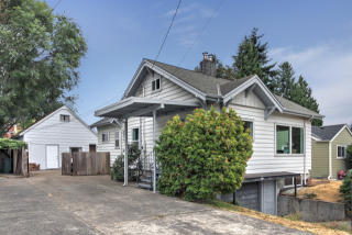 7542 36th Ave, Seattle, WA 98115-4821