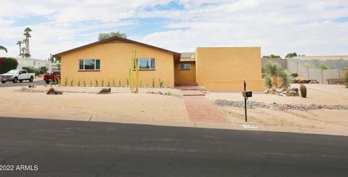 13202 7th Dr, Phoenix AZ  85029-1805 exterior