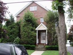 16 Jasset St, Newton, MA 02458-1015