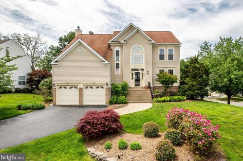 715 Duncan Pl, Leesburg, VA 20175-8987