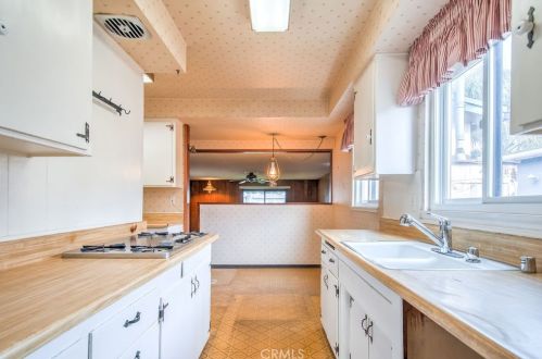 1624 Maxzim Ave, Fullerton CA 92833-4514 exterior