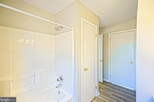 111 Madison Dr, Lewes DE 19958-3862 exterior