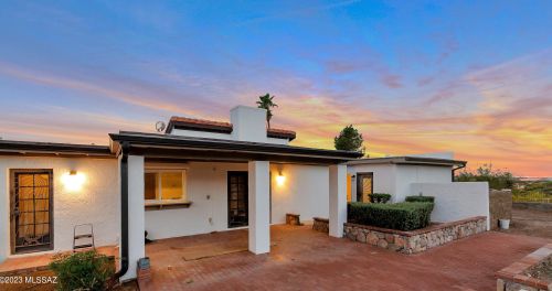 4701 Camino Gacela, Tucson AZ  85718-6813 exterior