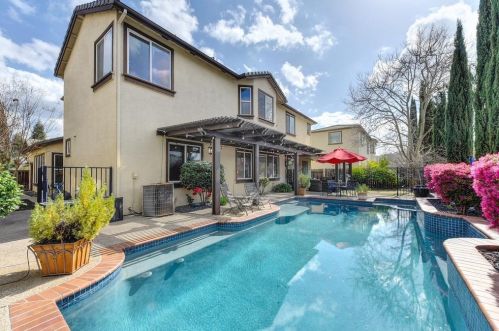 1009 Sandwick Way, Folsom CA 95630-6127 exterior