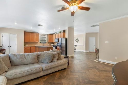 9810 Barr Spg Dr, Humble TX 77396-4228 exterior