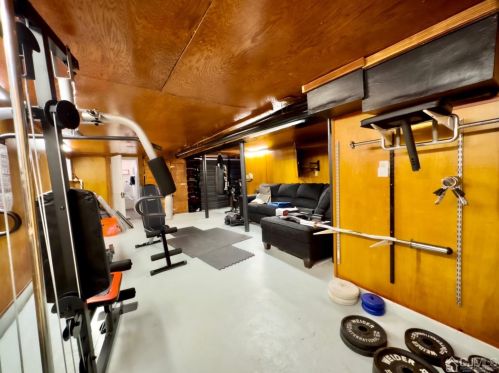 54 5th St, Perth Amboy NJ  08863-1642 exterior