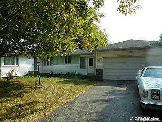 18 Peppermint Dr, Rochester, NY 14615-1243