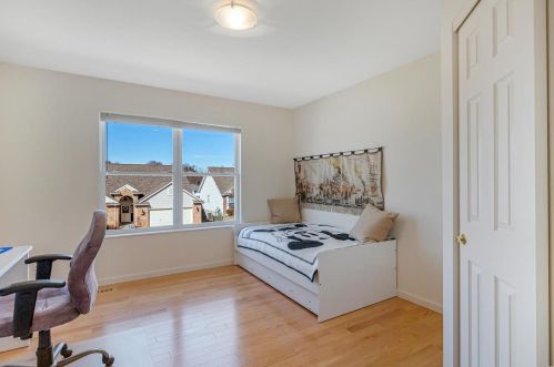 11442 Daykin Dr, Saint Louis MO exterior