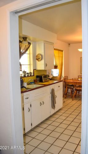 7543 18 Ave, Phoenix AZ 85021-7909 exterior