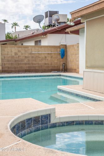 721 Apache Dr, Chandler AZ 85224-4324 exterior