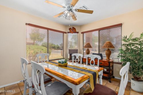 3816 74 Dr, Phoenix AZ 85033-2556 exterior