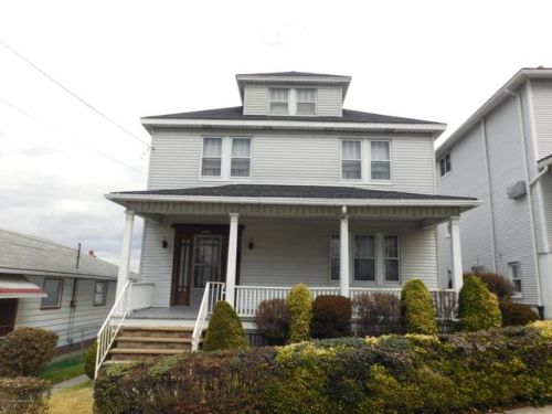 1316 Saint Ann St, Scranton, PA 18504-3017