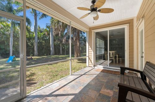 681 Little Kayak Pt, Fort Pierce FL  34983-3516 exterior