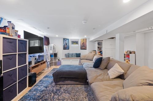 44 47th St, Union City NJ 07086-7146 exterior