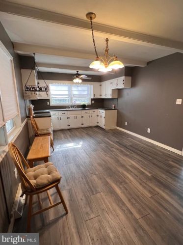 237 Commissioners Rd, Harrison Township, NJ 08062-3251