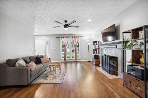 3172 Cardinal Lk Dr, Duluth GA 30096-3940 exterior