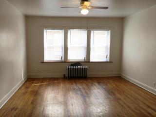 7505 Calumet Ave, Chicago IL  60619-2265 exterior