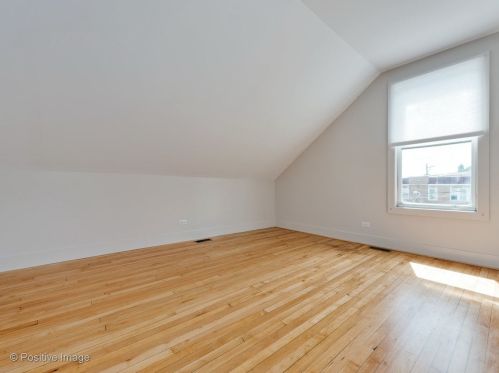 2052 Bingham St, Chicago IL  60647-4032 exterior