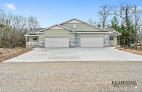 1432 Addison Way, Meskegon, MI 49445-1171