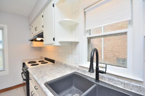 8526 Keefe Ave, Milwaukee WI  53222-2821 exterior