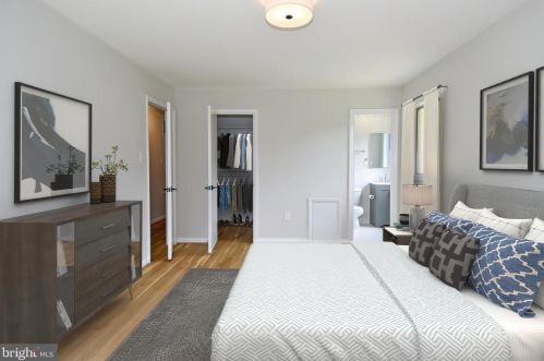 2879 Glenora Ln, Rockville MD 20850-3055 exterior