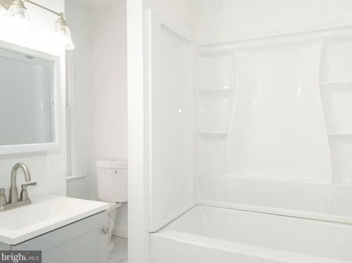 824 Chestnut St, Lancaster PA  17602-3128 exterior