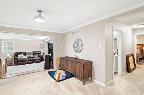 11800 Fairlind Dr, Saint Louis MO exterior