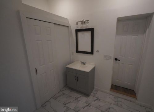 3103 Emerald St, Philadelphia PA 19134-3101 exterior