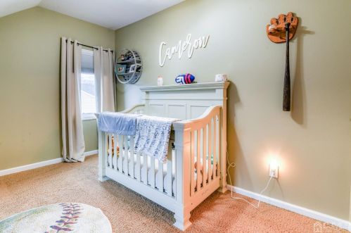 12 Nicholas Dr, Old Bridge NJ 08857-1558 exterior