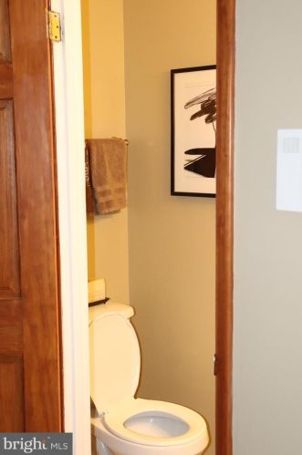 4617 6 St, Washington DC 20032-3502 exterior