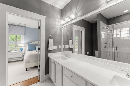 30 Clifton St, Atlanta GA  30317-2010 exterior