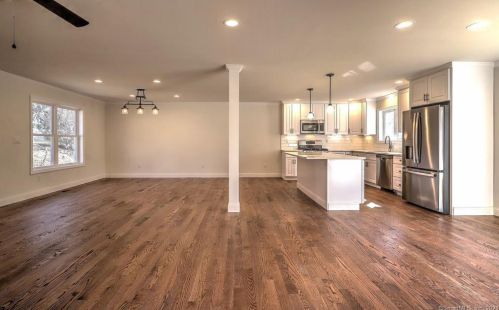 24 Albert Ave, Derby CT exterior