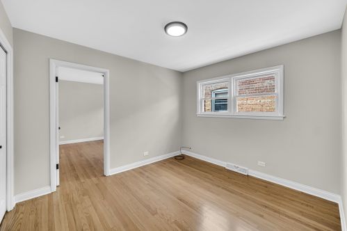 2335 92nd St, Chicago IL  60617-3841 exterior