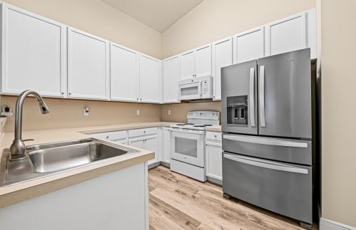 8623 Logia Cir, Boynton Beach FL 33472-7126 exterior