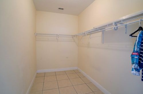 28 Pierce Ave, Orlando FL 32809-4957 exterior