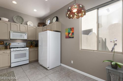 5073 Pinnacle Cove Dr, Tucson AZ  85749-7153 exterior