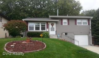 5912 69th St, Omaha NE  68104-1014 exterior