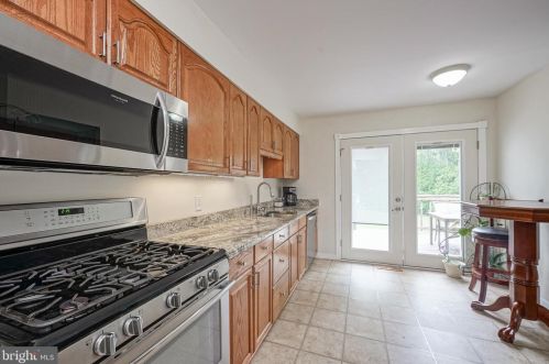 2402 Andover Rd, Riverton NJ 08077-3510 exterior