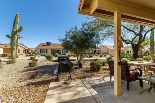 1863 Peach Tree Dr, Chandler AZ 85249-8917 exterior